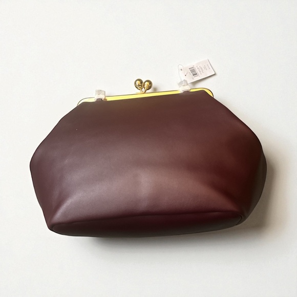 Coach Classic Kisslock Purse – Leather - Picture 2 of 8